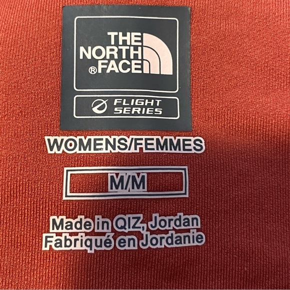 the North Face flight series vapor wick ¼ zip coral grey flaw M 30% off w🩷 81 - Picture 6 of 9
